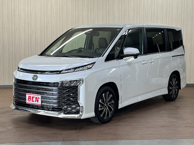 トヨタ ヴォクシー　ハイブリッド