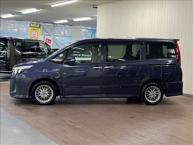 トヨタ ノア　ハイブリッド