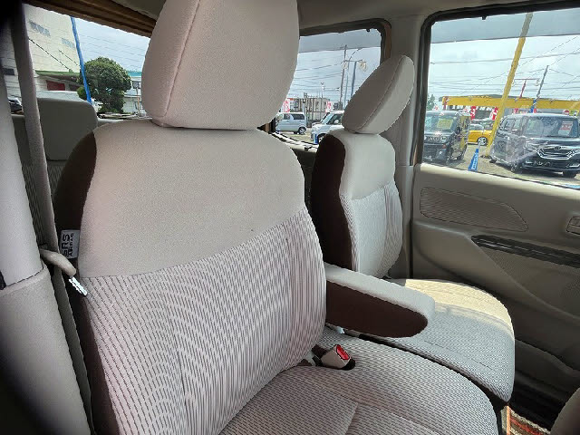 日産 デイズ　ルークス