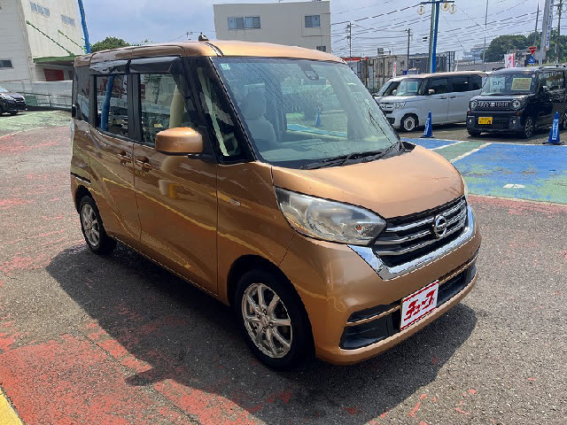 日産 デイズ　ルークス