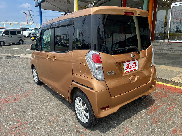 日産 デイズ　ルークス