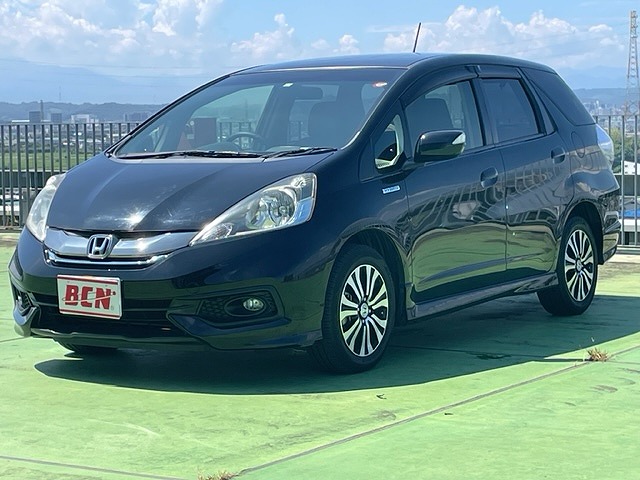 ホンダ フィット　シャトル　ハイブリッド