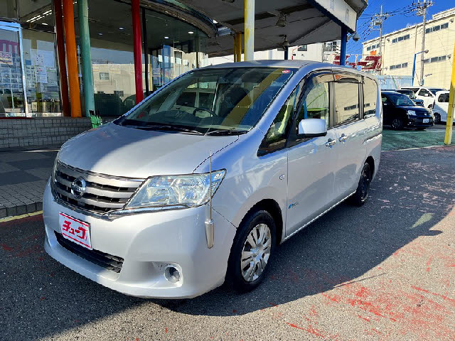 日産 セレナ