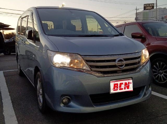 日産 セレナ