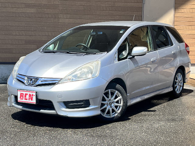 ホンダ フィット　シャトル