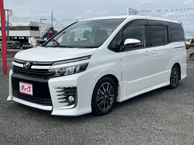 トヨタ ヴォクシー