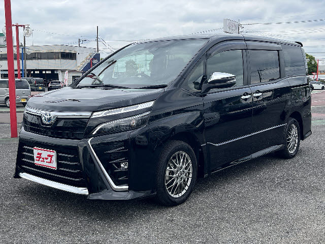 トヨタ ヴォクシー　ハイブリッド