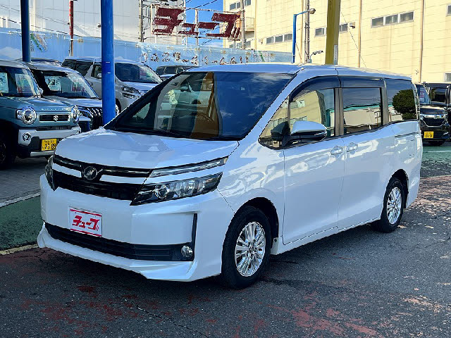 トヨタ ヴォクシー