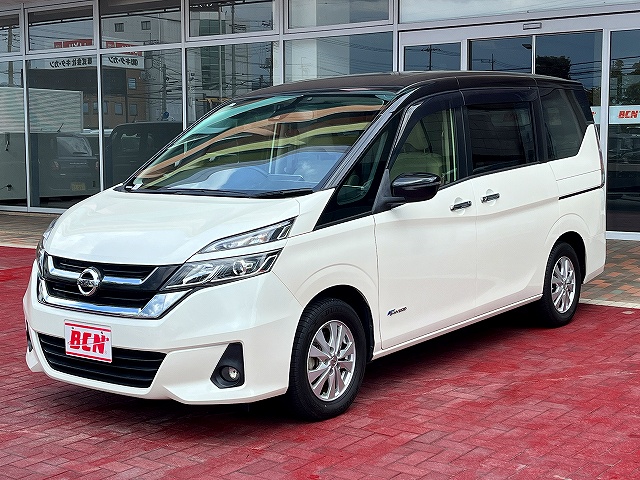 日産 セレナ