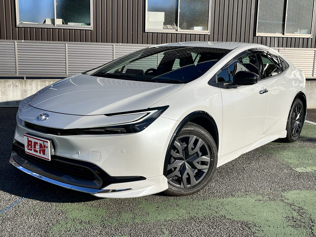 トヨタ プリウス