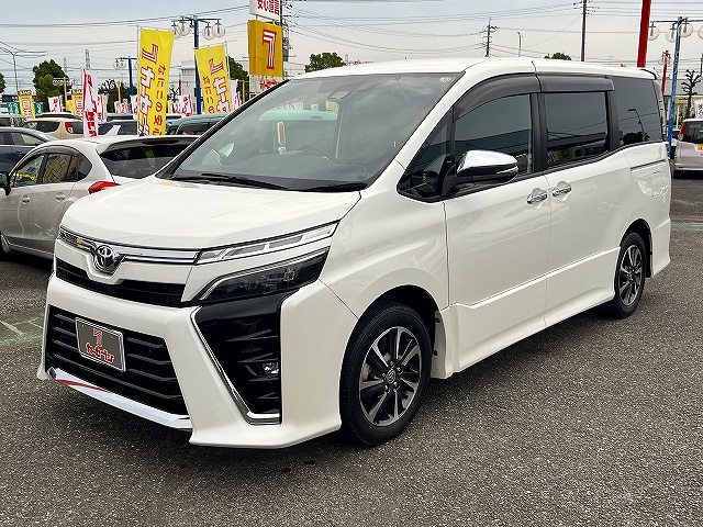 トヨタ ヴォクシー