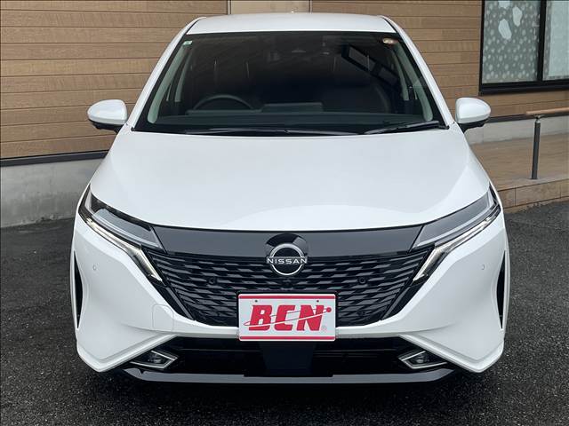 日産 オーラ
