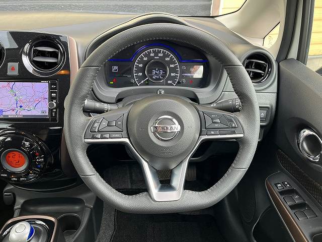 日産 ノート　ＨＢ