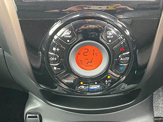 日産 ノート　ＨＢ