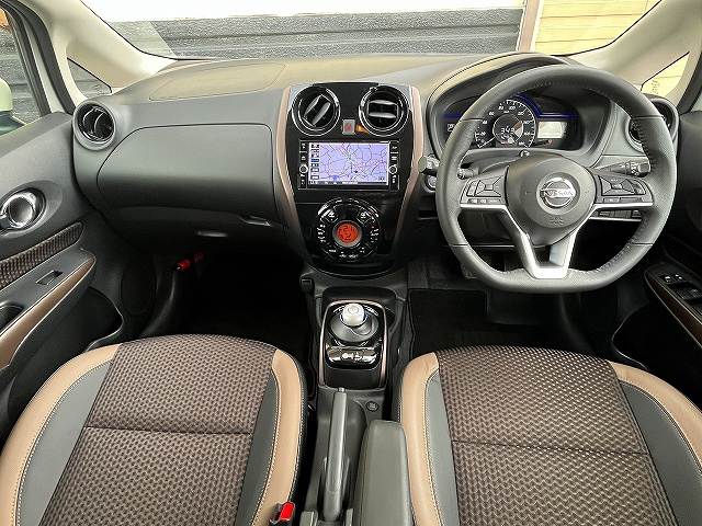 日産 ノート　ＨＢ