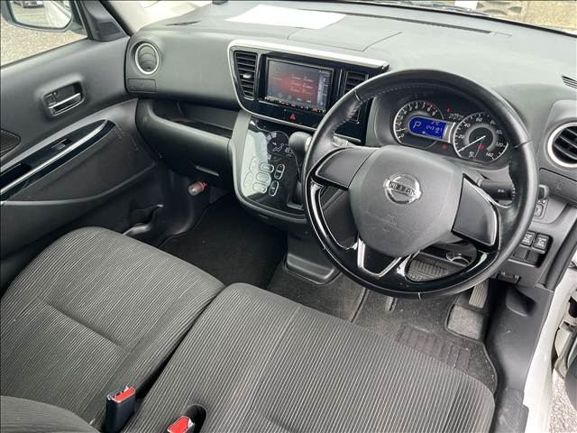 日産 デイズ　ルークス