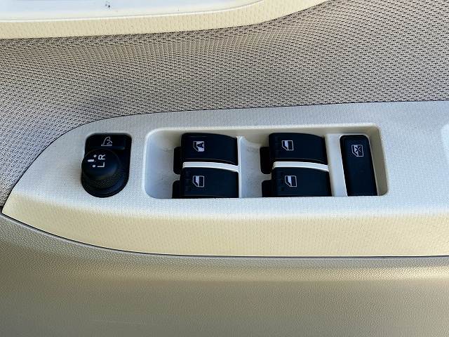 スバル ステラ