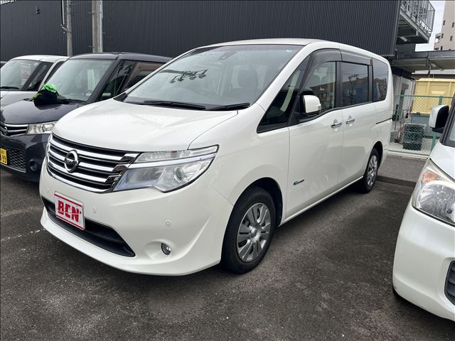 日産 セレナ