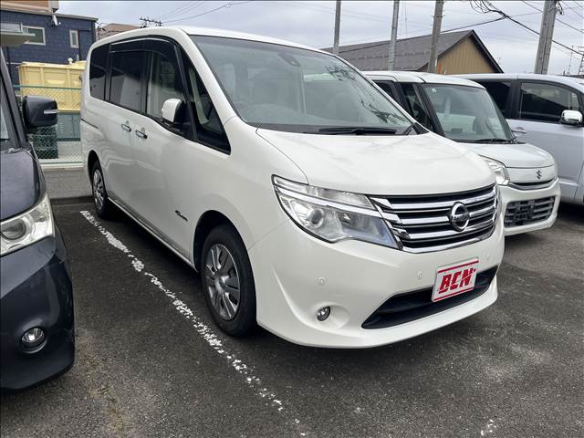 日産 セレナ