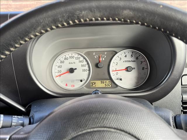 日産 キューブ