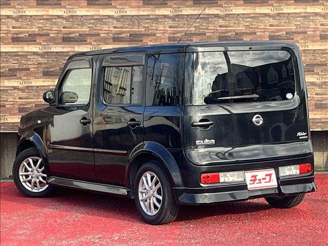 日産 キューブ