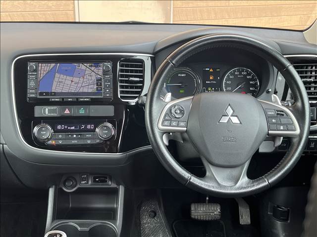 三菱 アウトランダーＰＨＥＶ