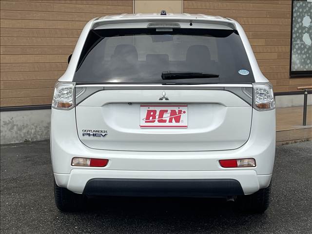 三菱 アウトランダーＰＨＥＶ