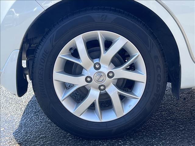日産 ノート　ＨＢ