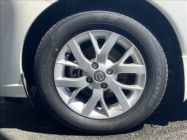 日産 ノート　ＨＢ