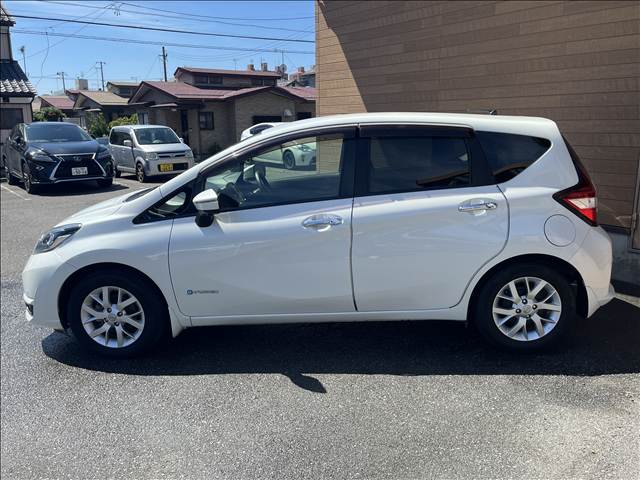 日産 ノート　ＨＢ