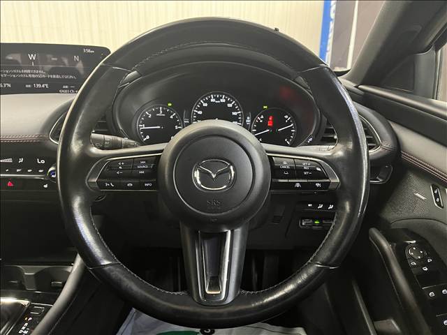 マツダ ＭＡＺＤＡ３　ファストバック