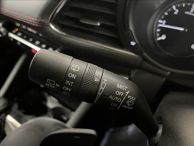 マツダ ＭＡＺＤＡ３　ファストバック