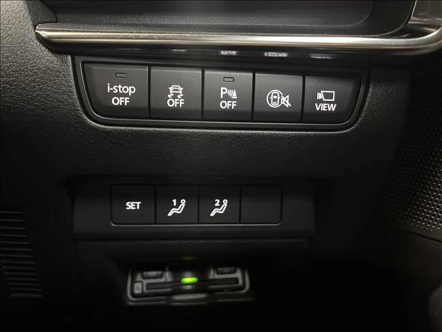 マツダ ＭＡＺＤＡ３　ファストバック