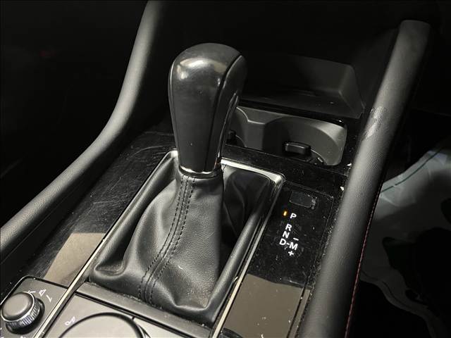 マツダ ＭＡＺＤＡ３　ファストバック
