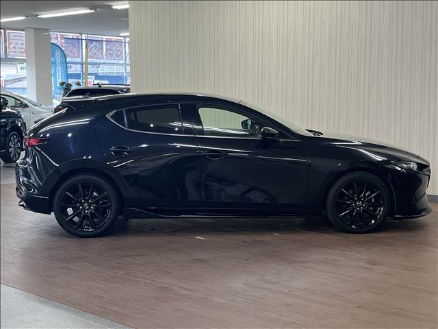 マツダ ＭＡＺＤＡ３　ファストバック