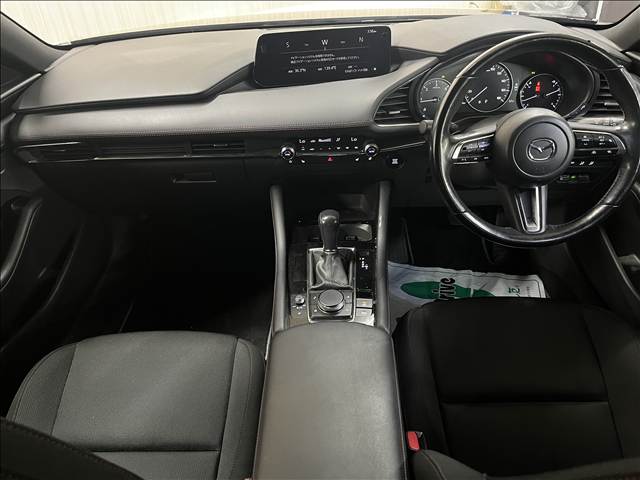 マツダ ＭＡＺＤＡ３　ファストバック