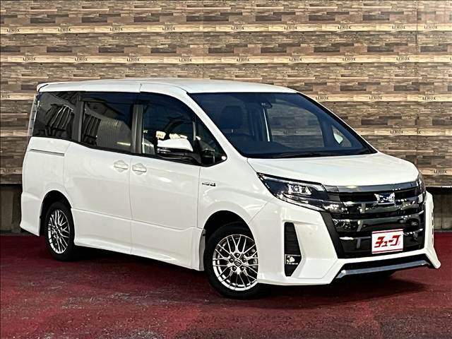 トヨタ ノア　ハイブリッド