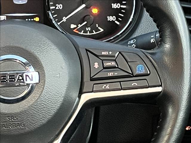 日産 エクストレイル　ハイブリッド