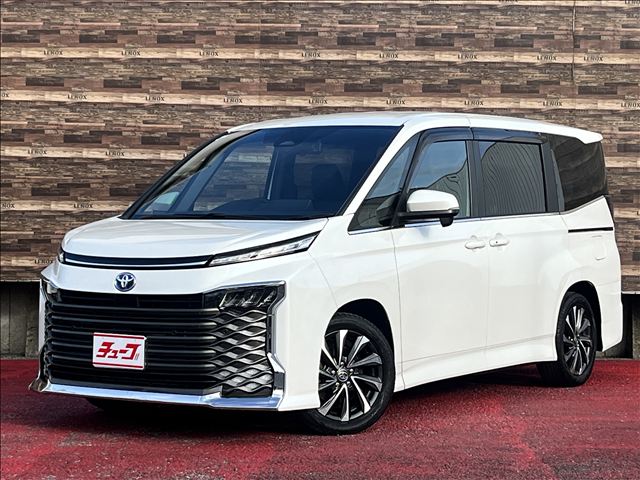 トヨタ ヴォクシー　ハイブリッド