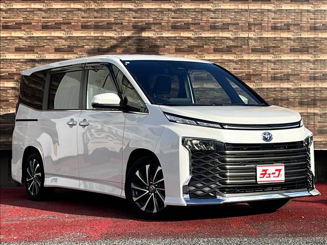 トヨタ ヴォクシー　ハイブリッド