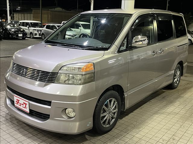 トヨタ ヴォクシー