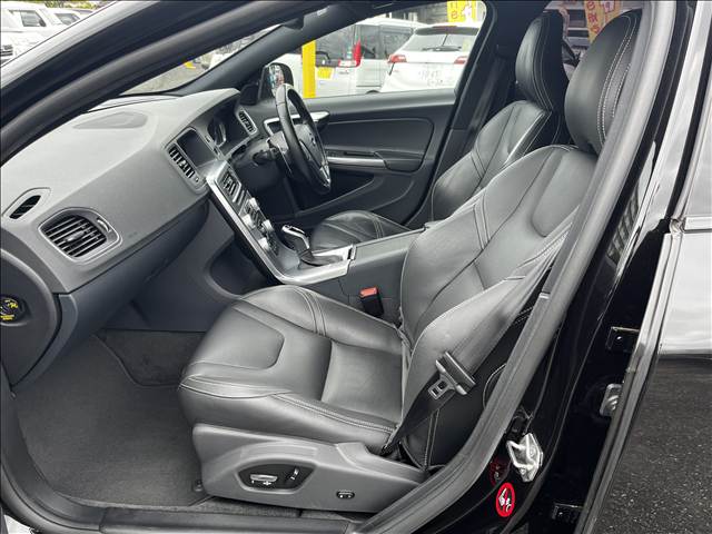 ボルボ ボルボ　Ｖ６０　ＳＷ