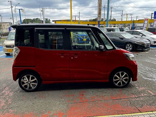 日産 デイズ　ルークス