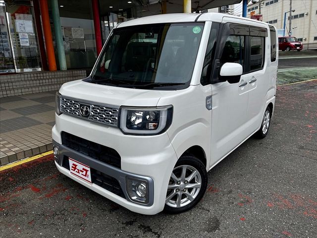 トヨタ ピクシス　メガ