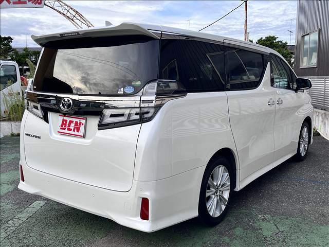 トヨタ ヴェルファイア
