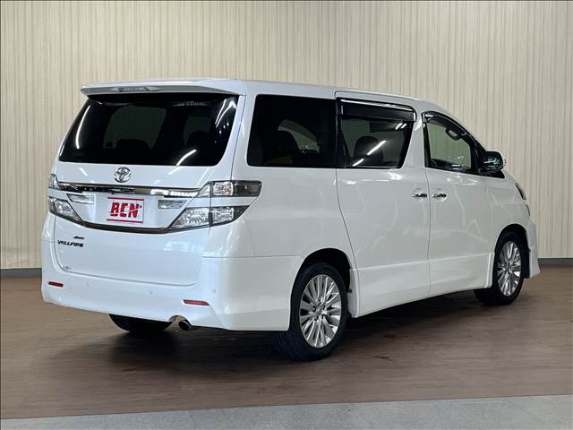 トヨタ ヴェルファイア