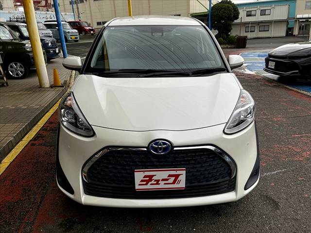 トヨタ シエンタ　ハイブリッド