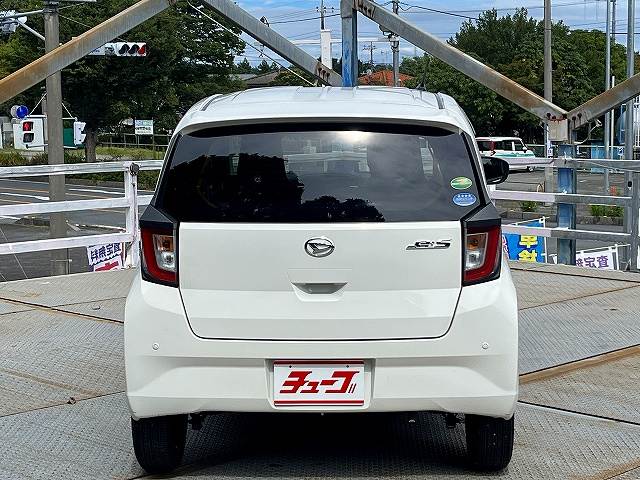 ダイハツ ミラ　イース