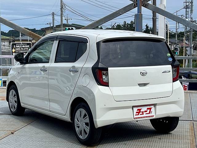 ダイハツ ミラ　イース