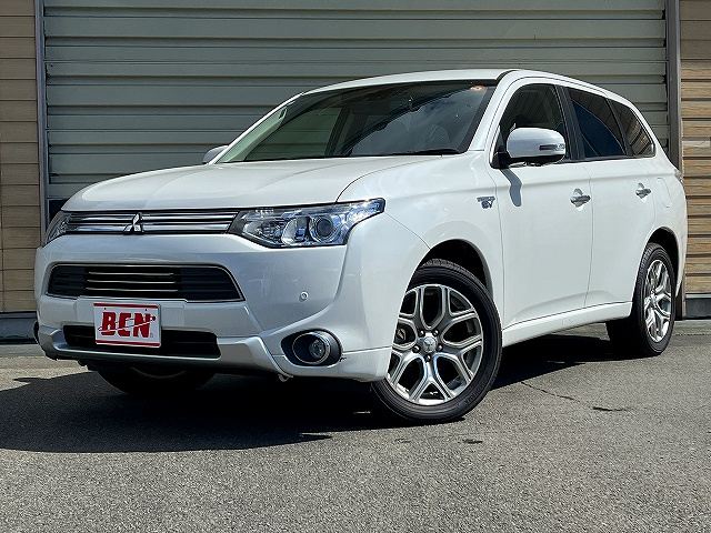 三菱 アウトランダーＰＨＥＶ